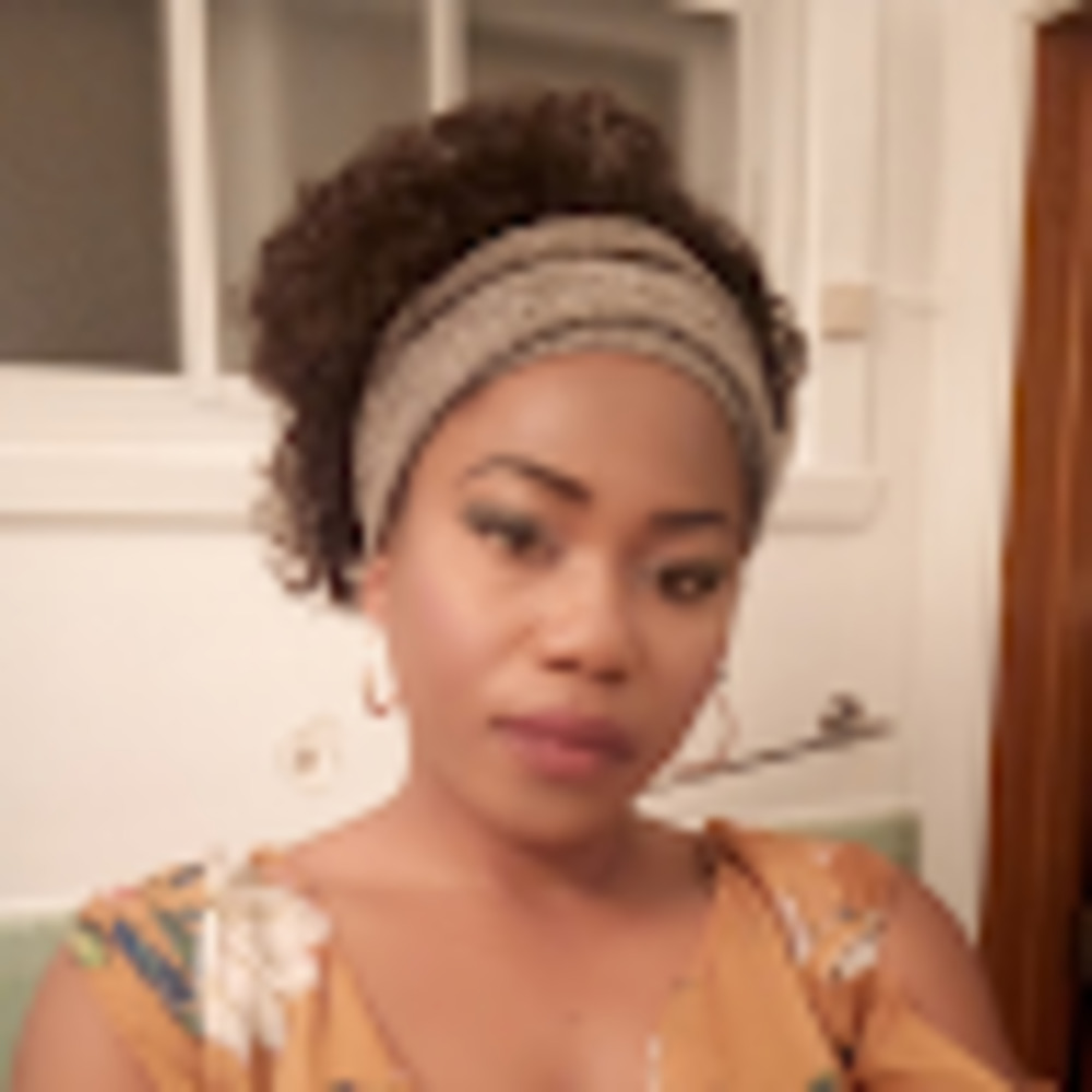 Meet your Posher, Jeannette